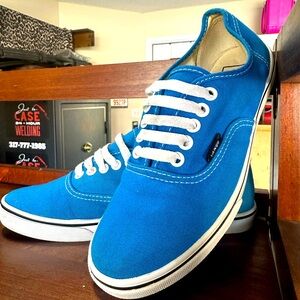 Vans Low-Pro W7.5/M6 Blue